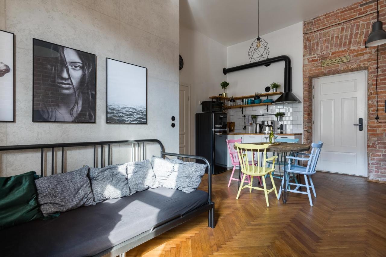 Discover Krakow Apartments - 3 Rakowicka St - Amazing Loft Near Main Station - Netflix Buitenkant foto